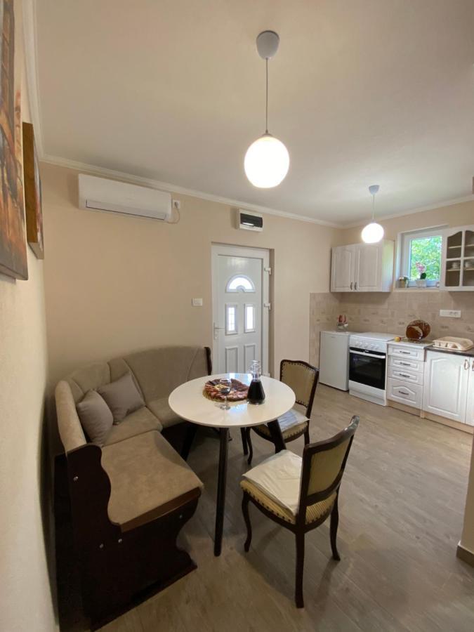 Lorena Apartman